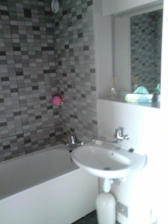 Hotel L'Eolienne Perpignan Zimmer foto