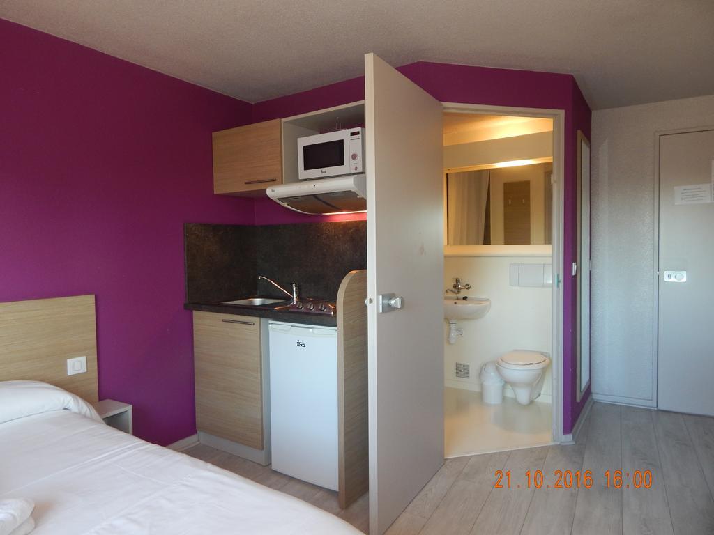 Hotel L'Eolienne Perpignan Exterior foto